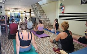Phangan Barsay Hostel